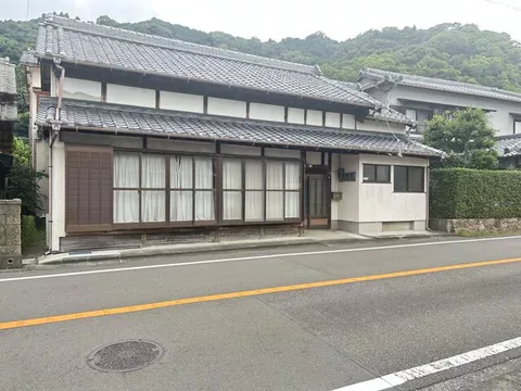 Shizuoka City Suruga Ward Ishibe (Yomomori Station) Two-story building 9DK