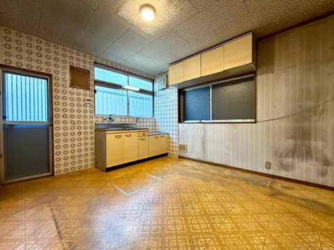 Tomitabayashi City, Nishikori Minami 1-chome (Takiya Fudo Station), 2-story, 5DK - Image 4