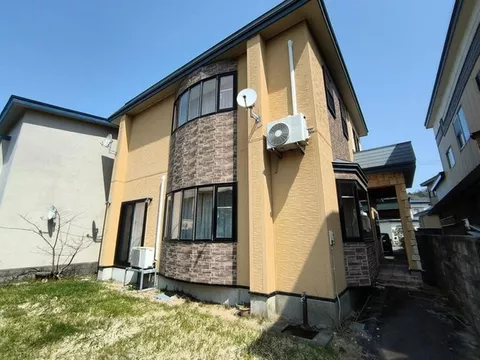11.2 million yen, Ikari-gasaki Kujiramori (Ikari-gasaki Station)