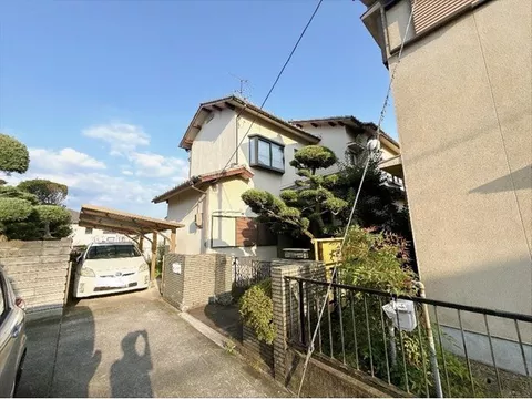 12 minutes on foot from Yamato-Nishidaiji Station! A spacious 5DK in a quiet residential area♪ A location with good sunlight◎ - Image 3