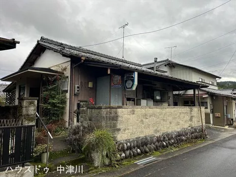 Nakatsugawa City Sakashita (Sakashita Station) Single-story building 4DK
