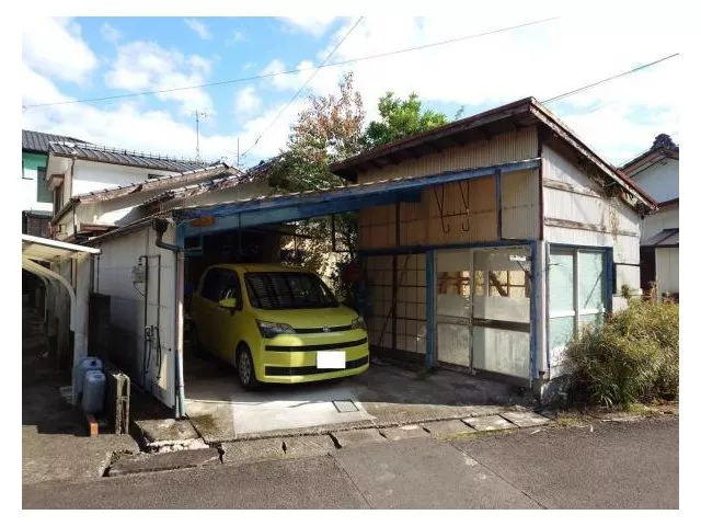 Kiyama 3 (Aburatsu Station) 1,480,000 yen