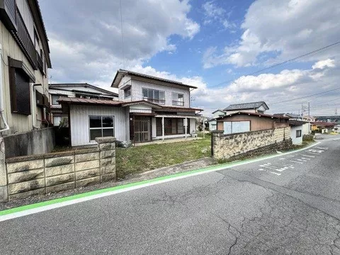 ■ This price includes a land area of 92.8 tsubo! ■ For customers looking for a house on a low budget