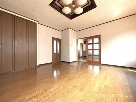 Spacious detached house for a comfortable living ♪ "Immediate viewing available!"
