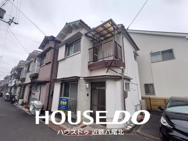 Used house located about 8 minutes on foot from Kintetsu Keihanna Line "Shin-Ishikiri" station♪