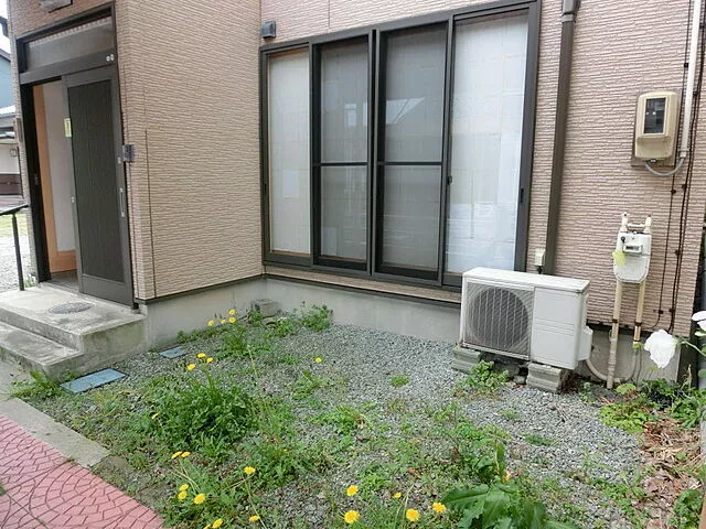 Used single-family home, 1 minute on foot from the bus stop, Uemachi Crossroad