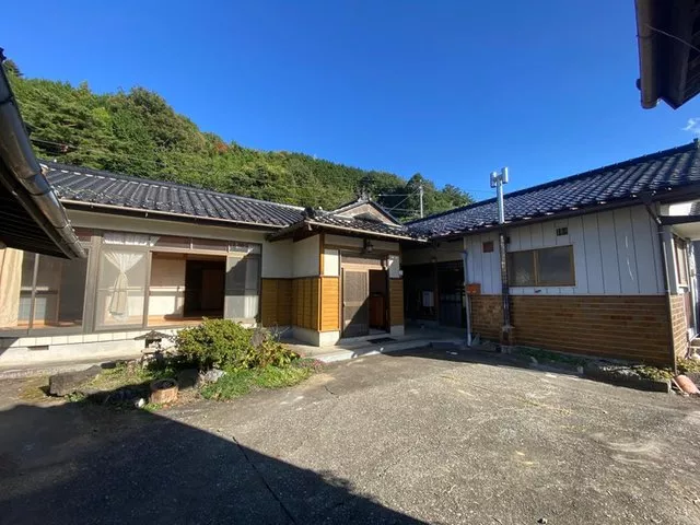 Higashiharuchika 3.5 million yen