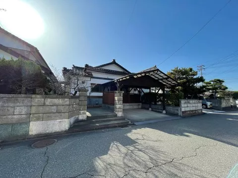 1 Eki Higashi (Sakata Station) 9.8 million yen