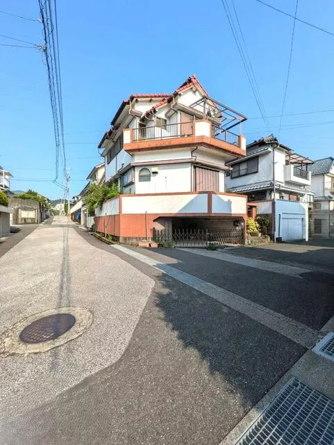 Kochi City Tsukanohara (Kochi Shogyo-mae Station) 2-story 4LDK