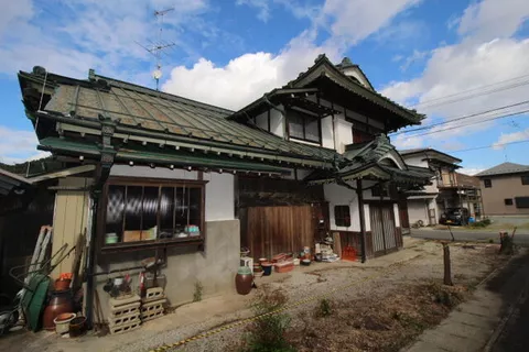 2-story 10SDK in Kodawari, Makinouchi, Ten'ei Village, Iwase District