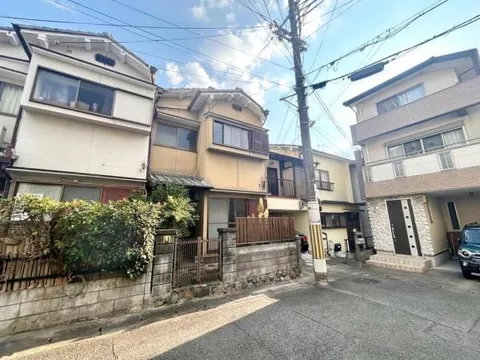 Yamashina Ward, Kyoto City, Ooyaka Furukaidou Town (Nagitsuji Station) 2-story 5DK