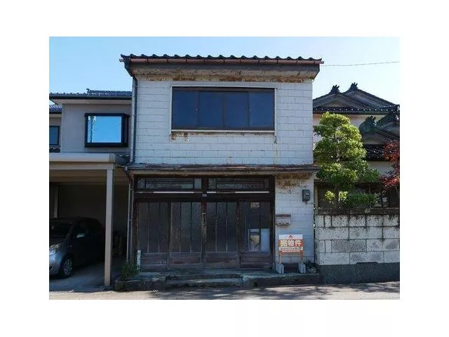 Yawata Town 3, 400,000 yen