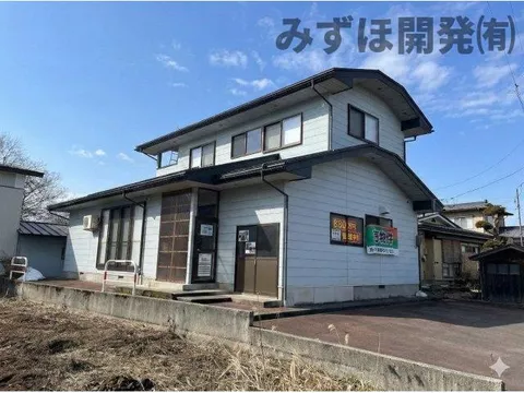 Recommended for families raising children, with a 6-minute walk to the elementary school and a 23-minute walk to the junior high school.