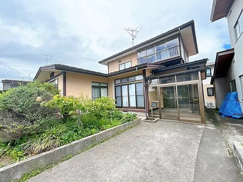 Used single-family home, Onsencho 3-chome, Higashine City