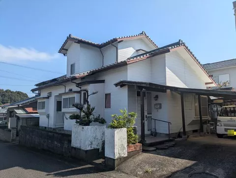 Higashiusuki District, Kadogawa Town, Minamioka 1-chome (Kadogawa Station) 2-story building 5DK