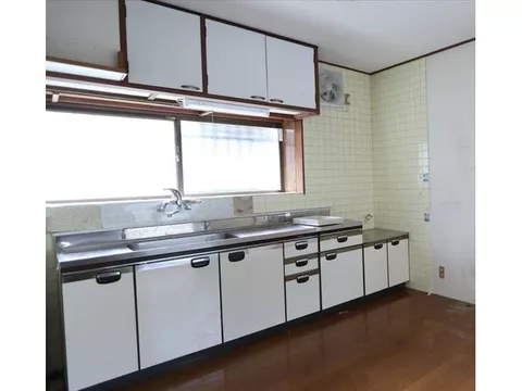 ■ Price has been revised!! Very convenient for daily commuting, school, and outings as it is close to the station! - Image 2