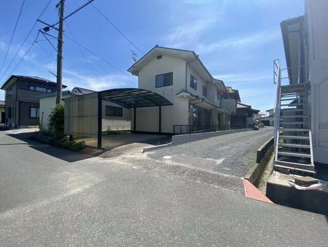 Fukuyama City, Shinichi Town, Oaza Tode (Tode Station) 2-story building 6LDK