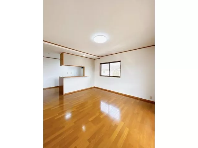 [Open House] Interior and exterior renovation planned / New seismic standards compliant / Water facilities replacement / Parking for 4 cars in parallel