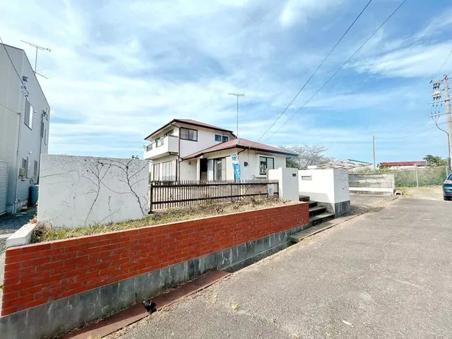 Current sale, a 5DK house.