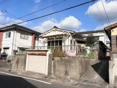 9-chome, Hikonoshima Enoura Town, Shimonoseki City (Shimonoseki Station) 2-story building 6K