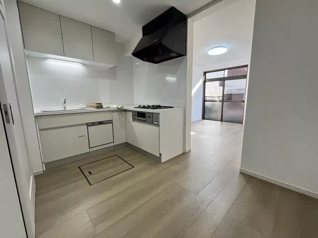 Transform a used house into a valuable new home! High-quality finish that does not feel old.