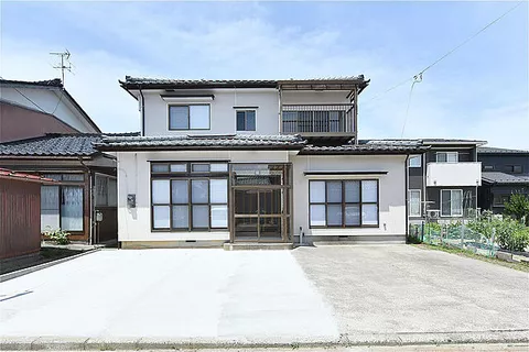 Used single-family home, 1-chome Shinsei Town, Tsubame City