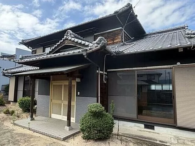 Used single-family home in Hyogami, Miki Town, Kida District