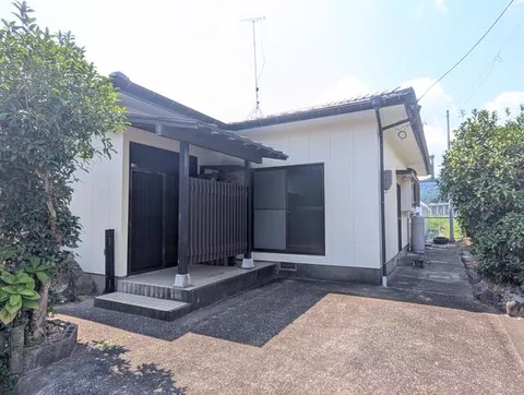 Ogi City, Ogi Town Haruki (Ogi Station) single-story building 4LDK