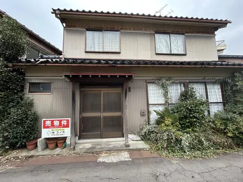 Kurobe City Mikai (Higashi Mikai Station) 2-story building 5K