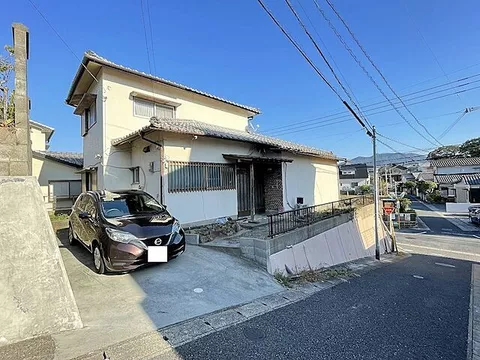 Used single-family house, Tsuya 2-chome, No. 35 rental house