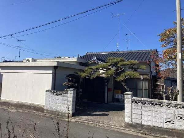 Saijo-city Miyoshi （Iyo Miyoshi station） Single story house 3LDK

3LDK 5.4 million yen