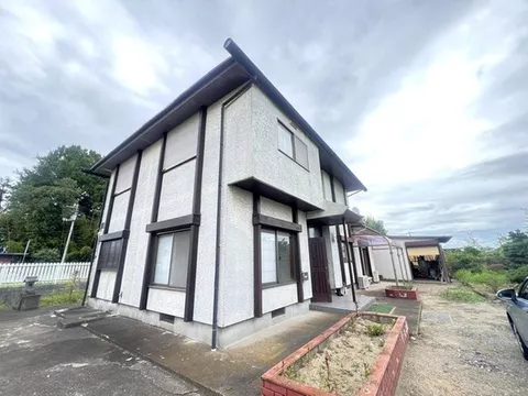 - 7K layout, perfect for large families! - Site area over 1000 square meters!