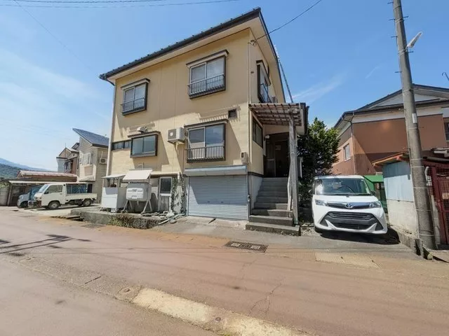 ■11-minute walk from Muikamachi Station■8DK■Close to National Route 17