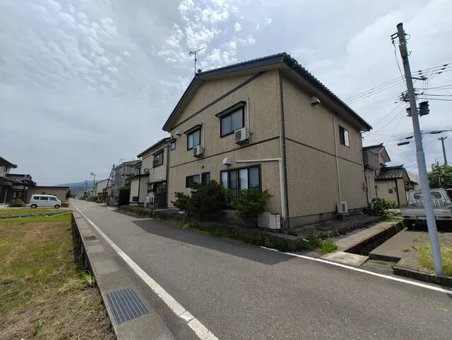Itoigawa City, Minami Oshiage 3-chome (Echigo Oshiage Hisui Coast Station), 2-story, 8LDK