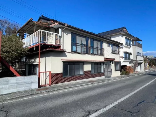Kamigo Beppu (Ina Kamigo Station) 2.5 million yen