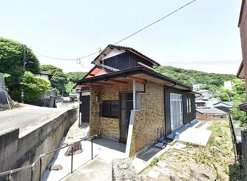 Used single-family home, Nishitenjin Town