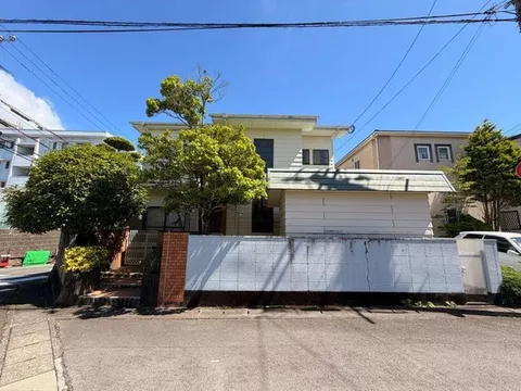 Right in front of Nishiyamadai Elementary School! A corner house where you can enjoy BBQ in the courtyard! Parking lot construction possible! - Image 3