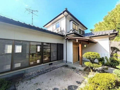 Munakata City Asano (Akama Station) 2-story 5LDK