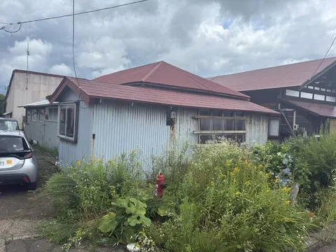Kamazawa Aza Niiyafu, Kitaakita City (Aikawa Station) Single-story building 2DK