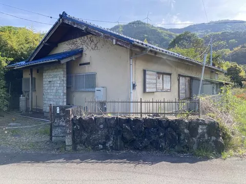 Kamo-gun, Higashi-Izu Town, Shirada (Katase-Shirada Station) Single-story building 4SDK