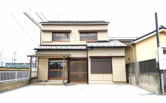 Inazawa City, Heiwa-cho Nagora (Katsuhata Station) 2-story building 3LDK