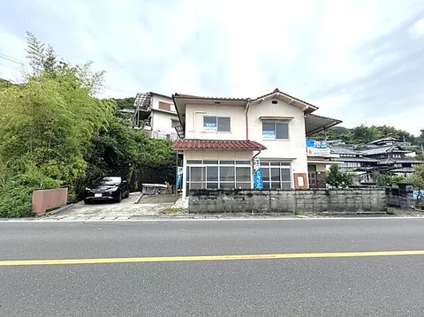 Used single-family home in Akitsu-cho, Higashi-Hiroshima City, Komatsubara