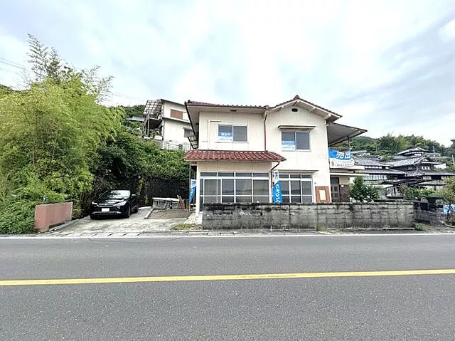 Used single-family home in Akitsu-cho, Higashi-Hiroshima City, Komatsubara