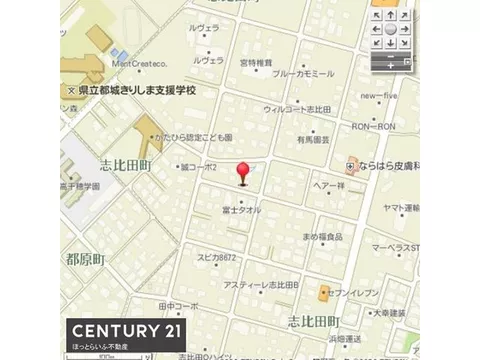 This property is spacious with a 120 tsubo lot on a southeast corner. - Image 3