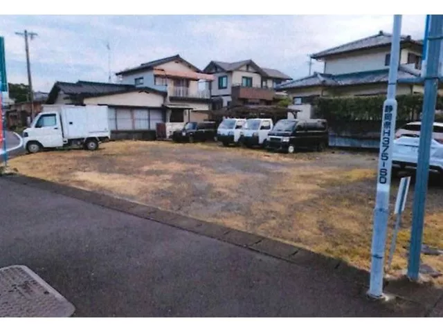 ▼ The building area is 121.82㎡, spacious enough for family living.