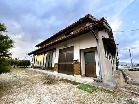 Izumo City, Hikawa Town, Sanbunichi (Sohara Station) 2-story building 8DK
