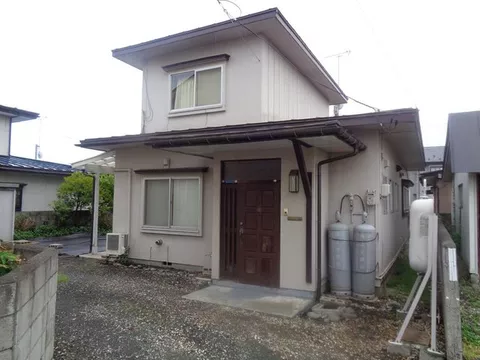Higashi 11-banchō 4 million yen