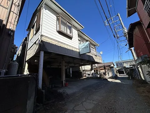 Used single-family home Fujiyoshida City Kamiyoshida Higashi 2-chome House
