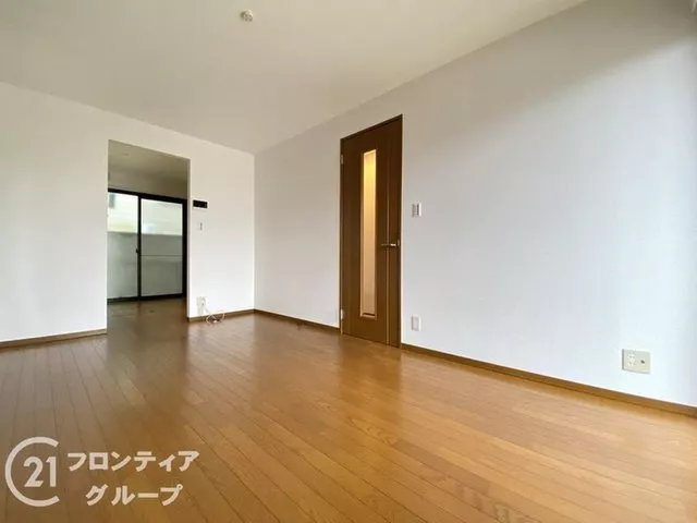 [Daiwa House construction + immediate viewing available] Renovated in April of the 8th year of Reiwa ■ Within about a 7-minute walk to elementary and middle schools