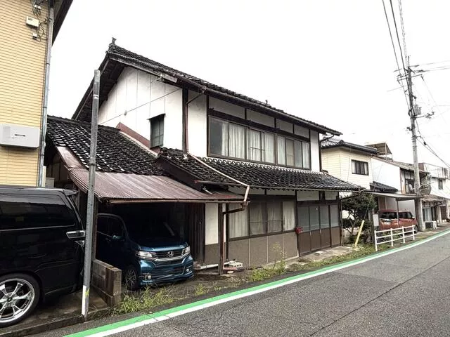 Miki City, Kisha Town Kisha (Kisha Station), two-story building, 7LDK